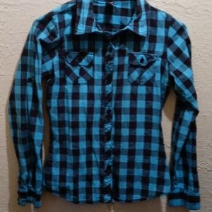 Button up long sleeve shirt